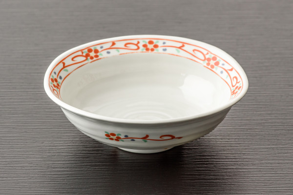 中鉢 やや楕円形　径16.8cm