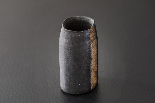 花瓶　円柱型　黒×ゴールド