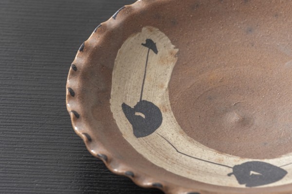 田代倫章の黒焼き〆平皿