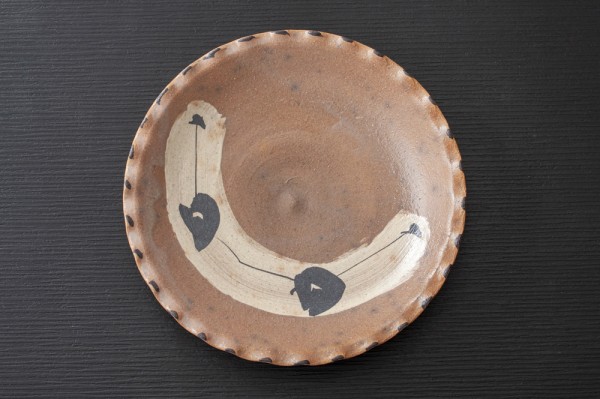 田代倫章の黒焼き〆平皿