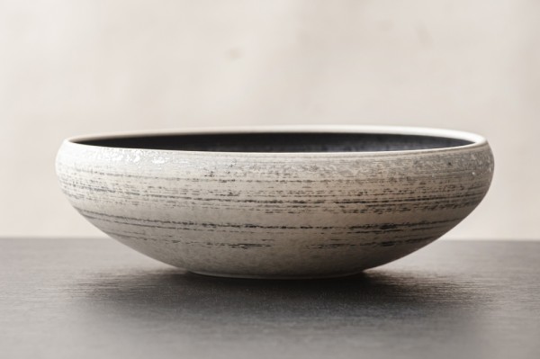 田代倫章の黒焼き〆平皿