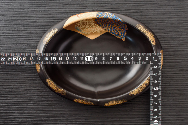 田代倫章の黒焼き〆平皿